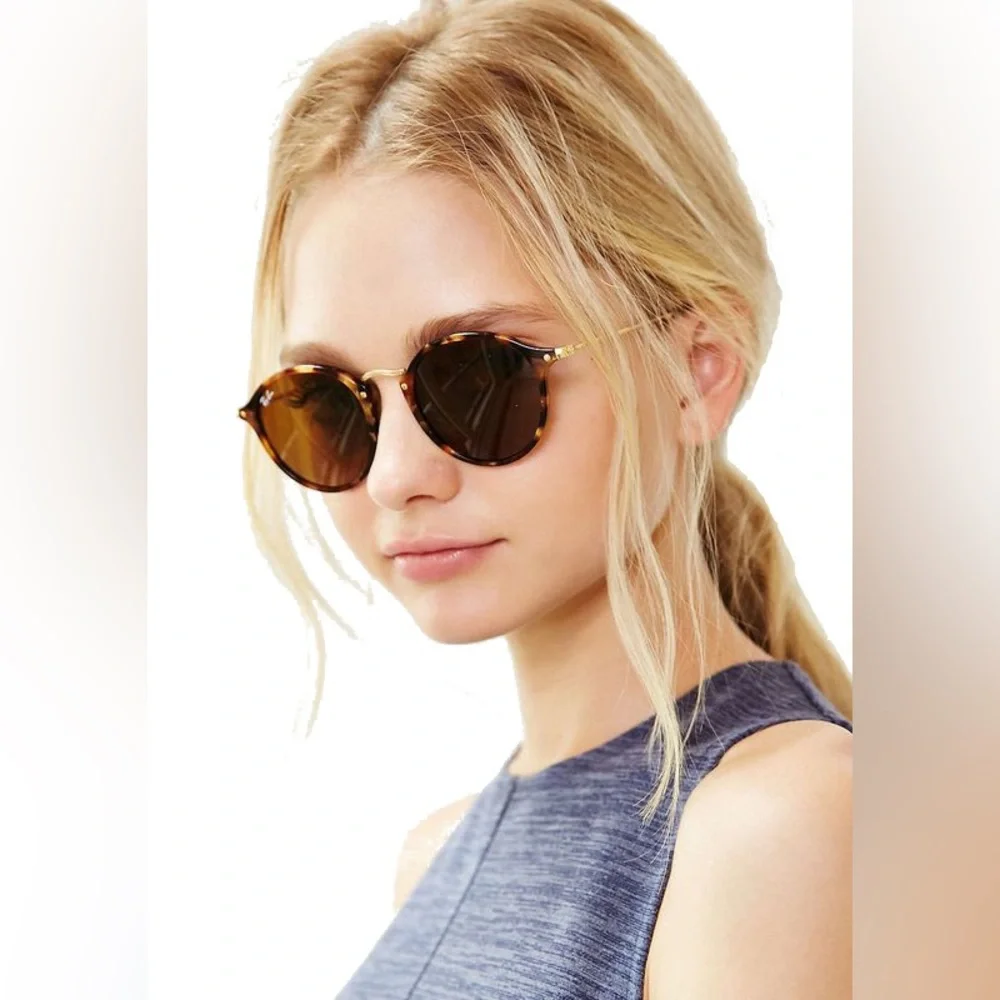 Beautiful Ray-Ban Round Lens Sunglasses RB2447 Fleck Tortoise W/ Brown Lens 49mm - Picture 7 of 16